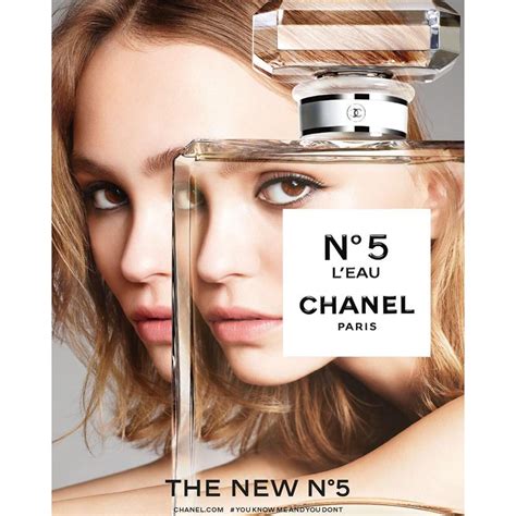 Pubblicità Chanel n 5 attrice e canzone: una modella francese